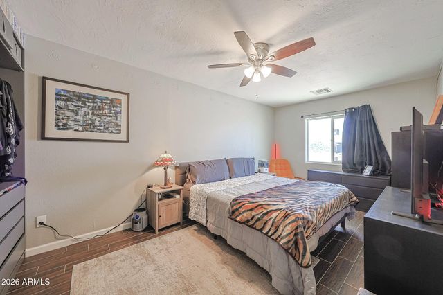 2327 W SUNNYSIDE Avenue, Phoenix, AZ 85029