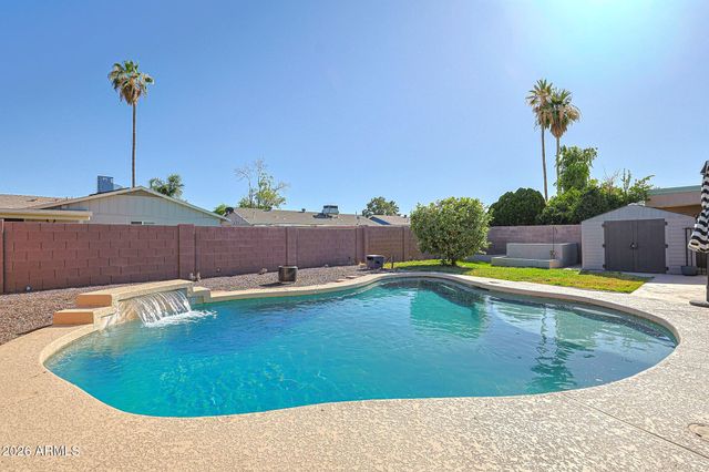 2327 W SUNNYSIDE Avenue, Phoenix, AZ 85029