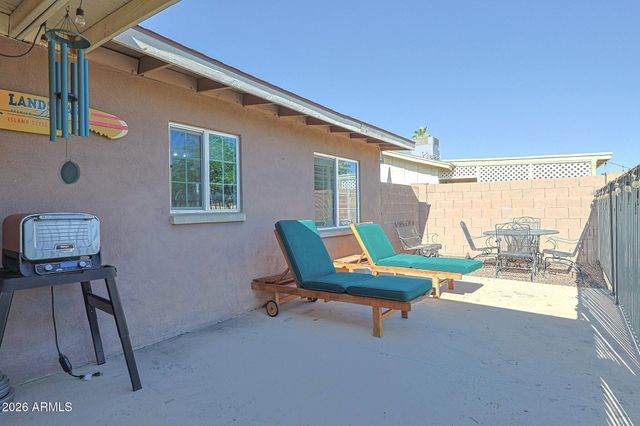 2327 W SUNNYSIDE Avenue, Phoenix, AZ 85029