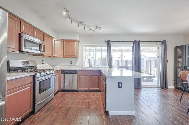 2327 W SUNNYSIDE Avenue, Phoenix, AZ 85029