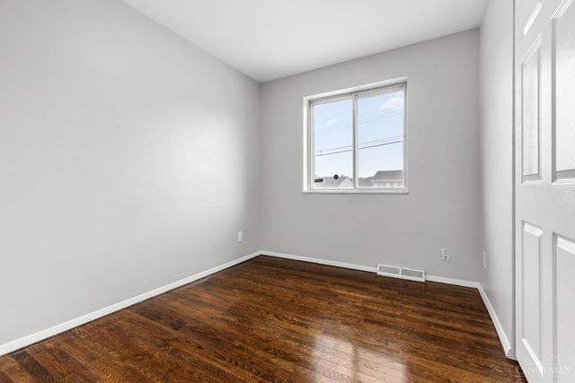 2043 E Teralta Circle, Cincinnati, OH 45211