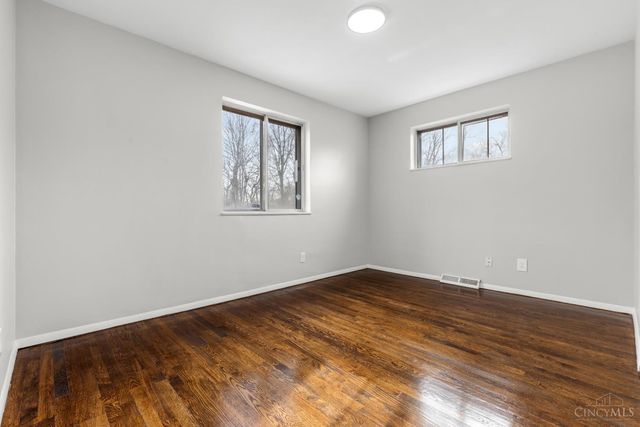 2043 E Teralta Circle, Cincinnati, OH 45211