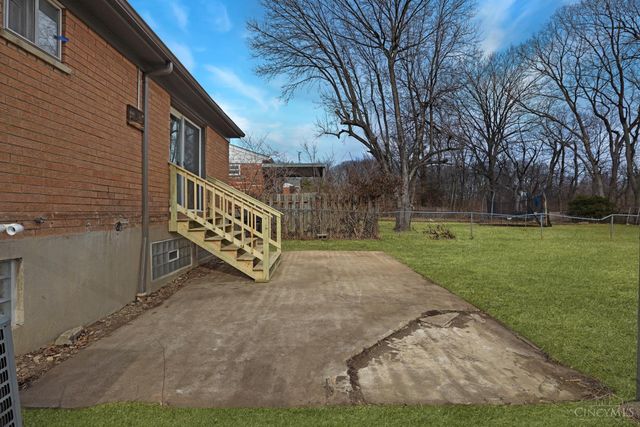 2043 E Teralta Circle, Cincinnati, OH 45211