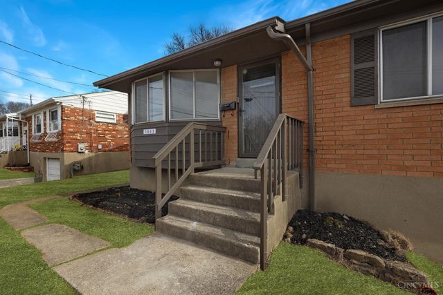 2043 E Teralta Circle, Cincinnati, OH 45211