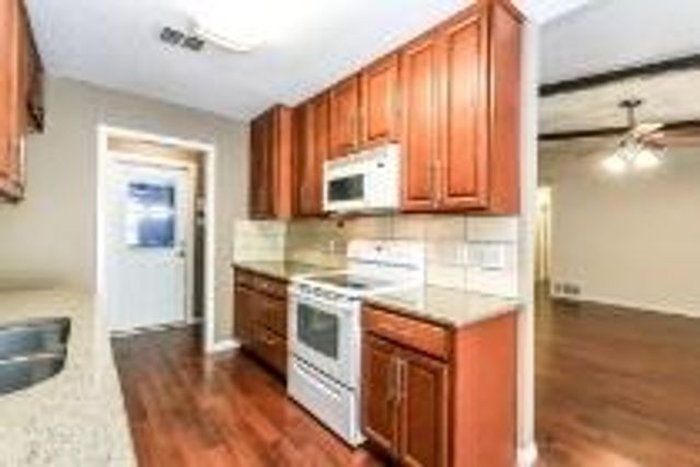 6407 35th Street, Lubbock, TX 79407