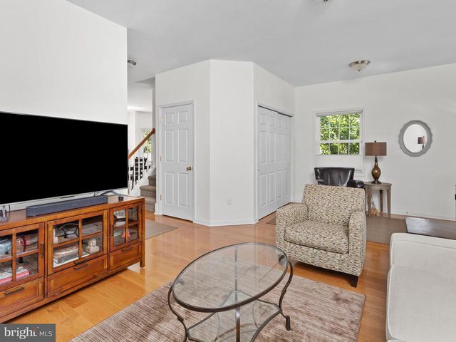 36 E PARK ST, Bordentown, NJ 08505