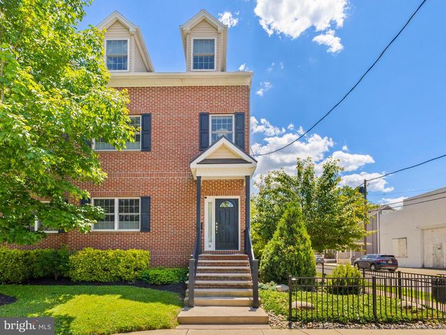 36 E PARK ST, Bordentown, NJ 08505