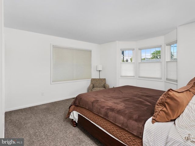 36 E PARK ST, Bordentown, NJ 08505