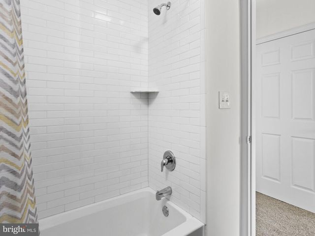 36 E PARK ST, Bordentown, NJ 08505