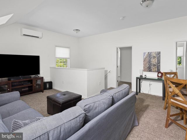 36 E PARK ST, Bordentown, NJ 08505