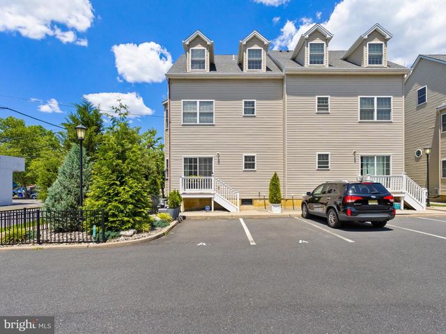 36 E PARK ST, Bordentown, NJ 08505