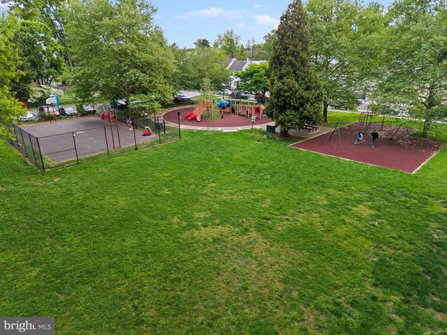36 E PARK ST, Bordentown, NJ 08505