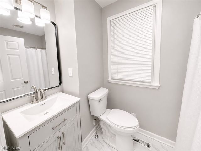 2516 Weir, Warren, OH 44483