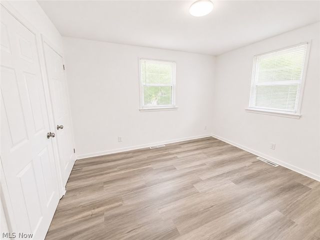 2516 Weir, Warren, OH 44483