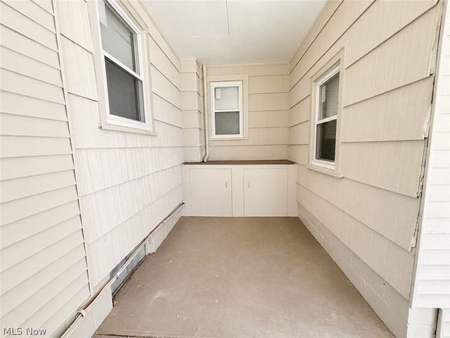 2516 Weir, Warren, OH 44483