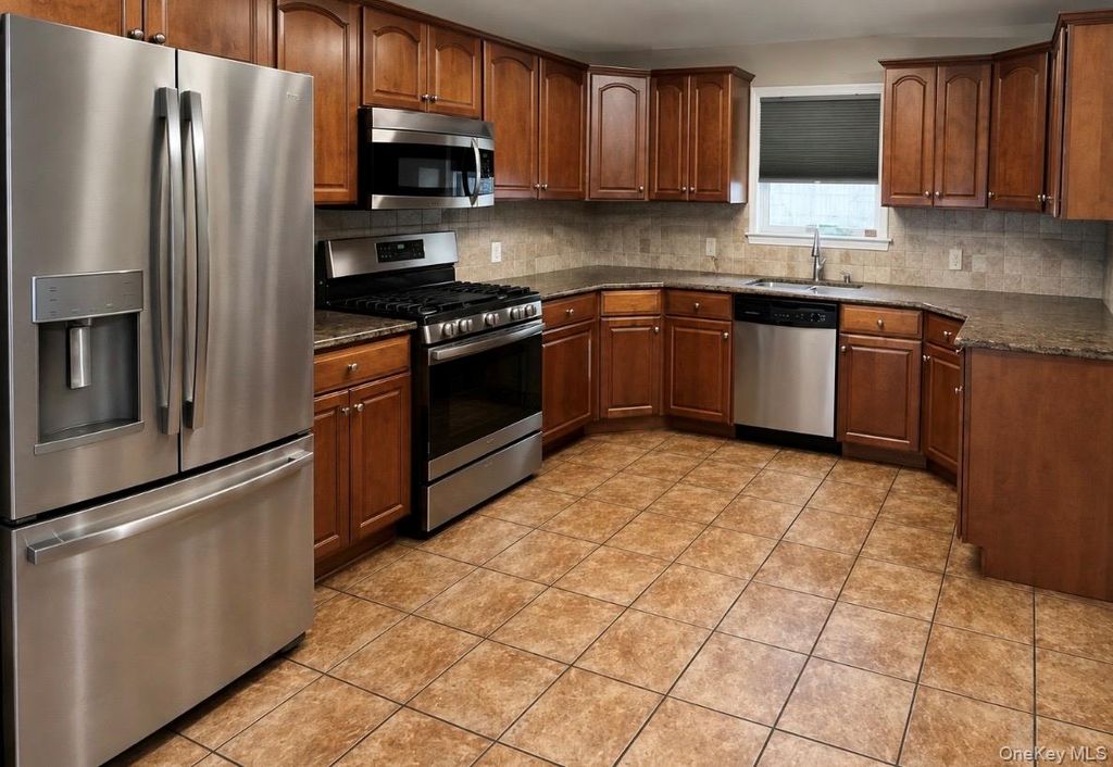 223 Beach 3rd Street, Far Rockaway, NY 11691 — photo 4