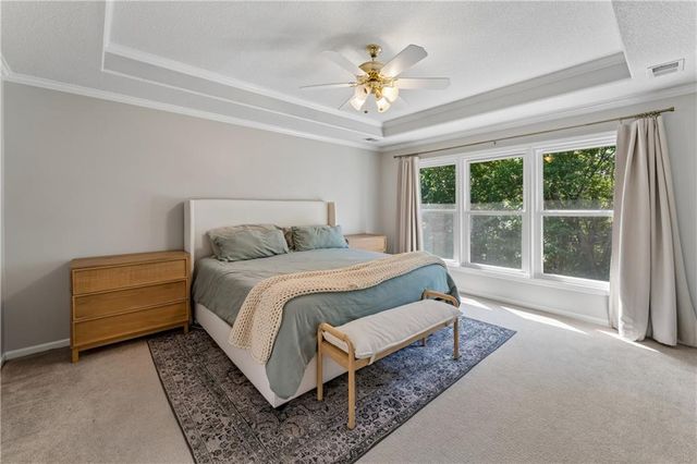 8221 W 152nd Terrace, Overland Park, KS 66223