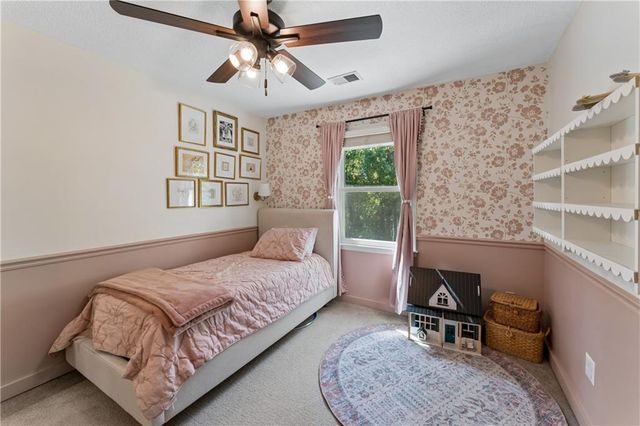 8221 W 152nd Terrace, Overland Park, KS 66223