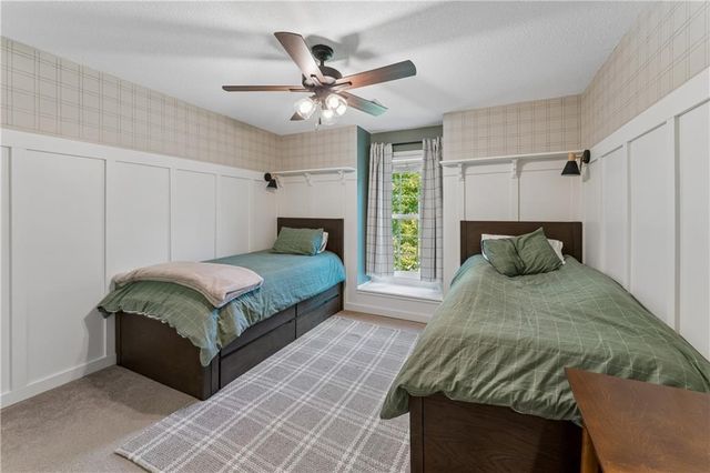 8221 W 152nd Terrace, Overland Park, KS 66223
