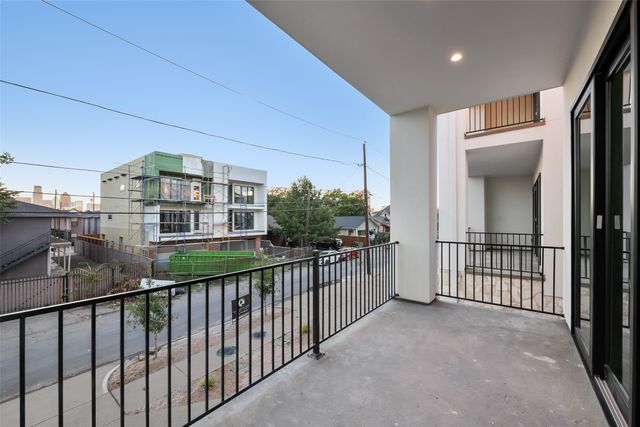 1506 Holly Avenue, Dallas, TX 75204