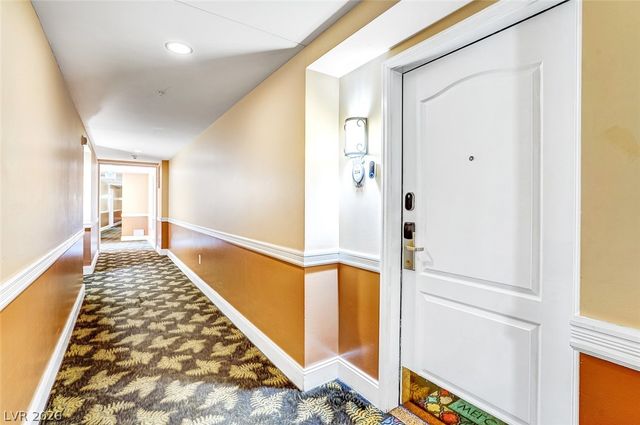 30 Strada Di Villaggio 334, Henderson, NV 89011
