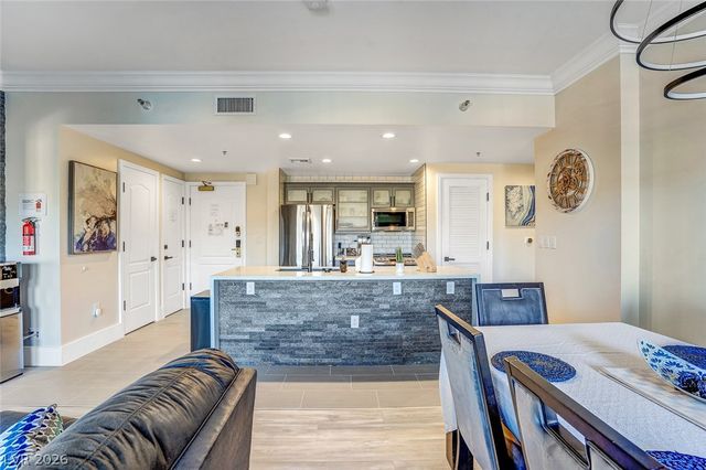 30 Strada Di Villaggio 334, Henderson, NV 89011