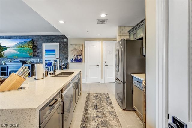 30 Strada Di Villaggio 334, Henderson, NV 89011
