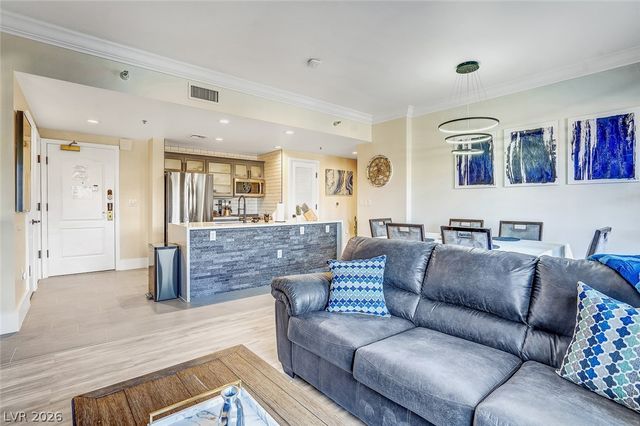 30 Strada Di Villaggio 334, Henderson, NV 89011