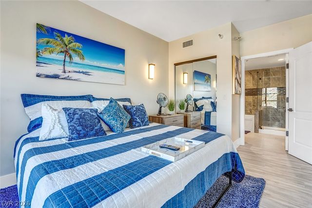 30 Strada Di Villaggio 334, Henderson, NV 89011