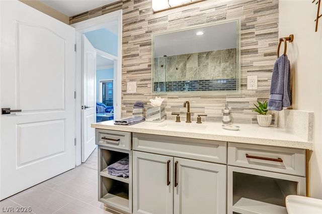 30 Strada Di Villaggio 334, Henderson, NV 89011
