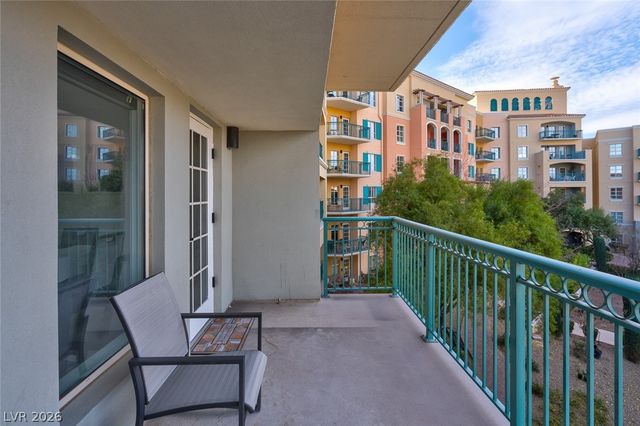 30 Strada Di Villaggio 334, Henderson, NV 89011