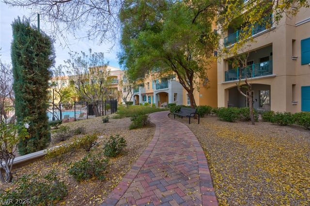 30 Strada Di Villaggio 334, Henderson, NV 89011