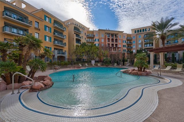 30 Strada Di Villaggio 334, Henderson, NV 89011