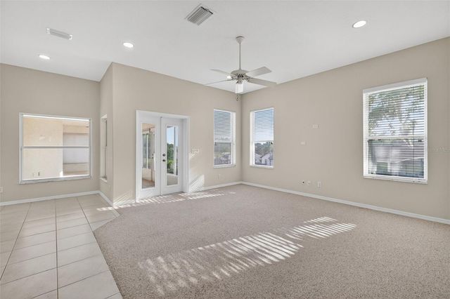 5524 SADDLEBACK COURT, Lady Lake, FL 32159