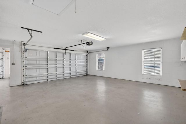 5524 SADDLEBACK COURT, Lady Lake, FL 32159