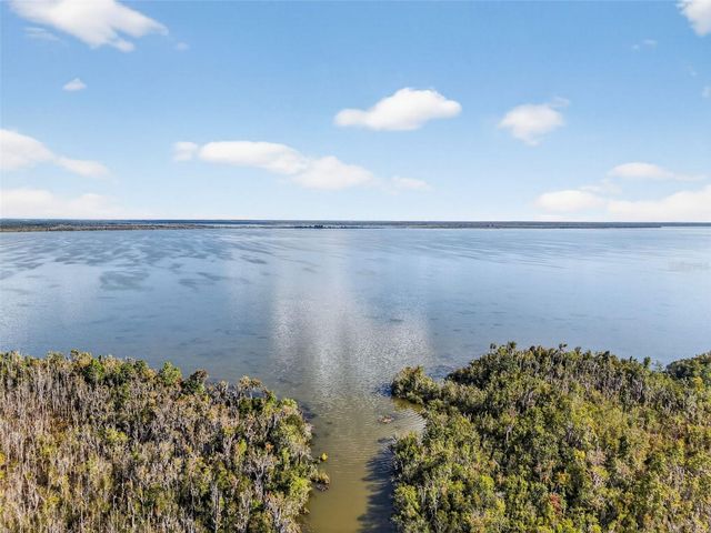 5524 SADDLEBACK COURT, Lady Lake, FL 32159