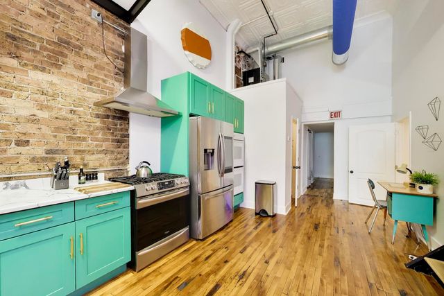 815 N Milwaukee Avenue, Chicago, IL 60642