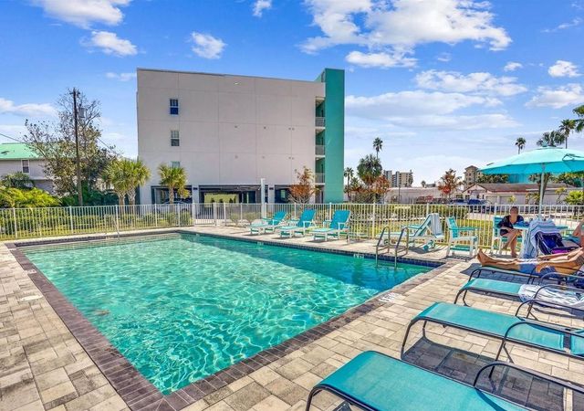15305 1ST STREET E 305, Madeira Beach, FL 33708