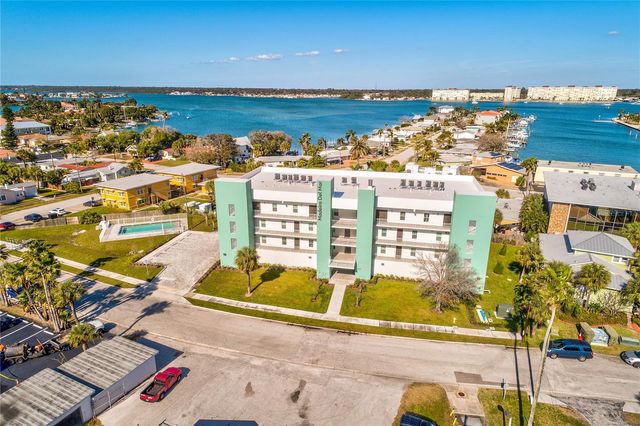 15305 1ST STREET E 305, Madeira Beach, FL 33708