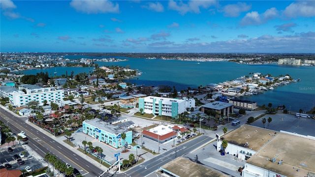 15305 1ST STREET E 305, Madeira Beach, FL 33708