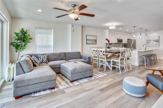 15305 1ST STREET E 305, Madeira Beach, FL 33708