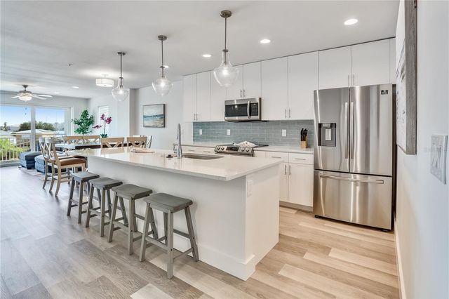 15305 1ST STREET E 305, Madeira Beach, FL 33708