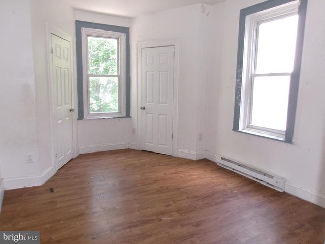 5829 WARRINGTON AVE, Philadelphia, PA 19143