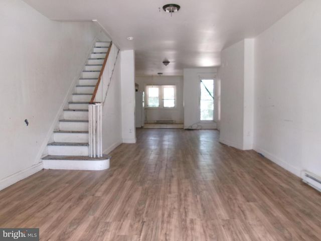 5829 WARRINGTON AVE, Philadelphia, PA 19143