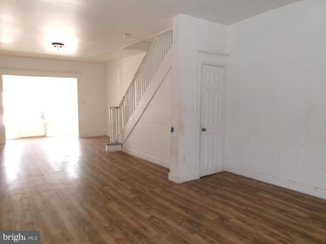 5829 WARRINGTON AVE, Philadelphia, PA 19143