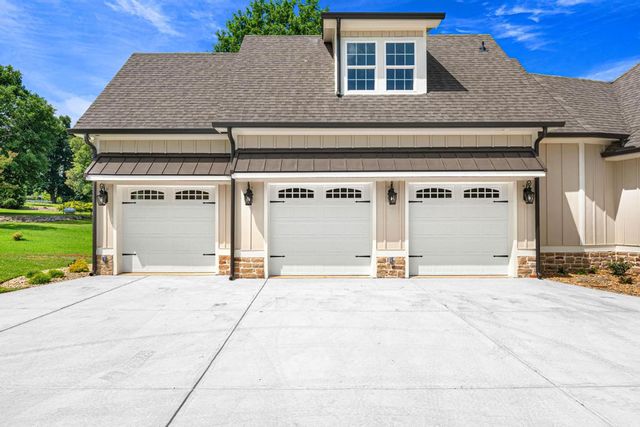 707 Vickery Street Extension, Hartwell, GA 30643
