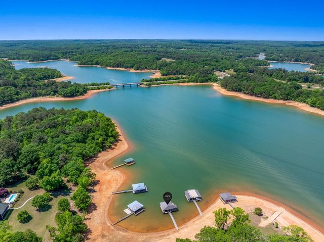 707 Vickery Street Extension, Hartwell, GA 30643
