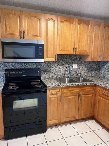 2750 W 76th Street 208, Hialeah, FL 33016