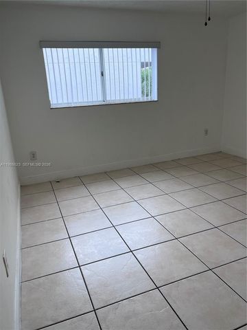 2750 W 76th Street 208, Hialeah, FL 33016