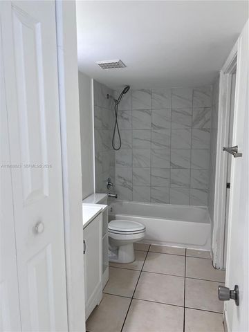2750 W 76th Street 208, Hialeah, FL 33016